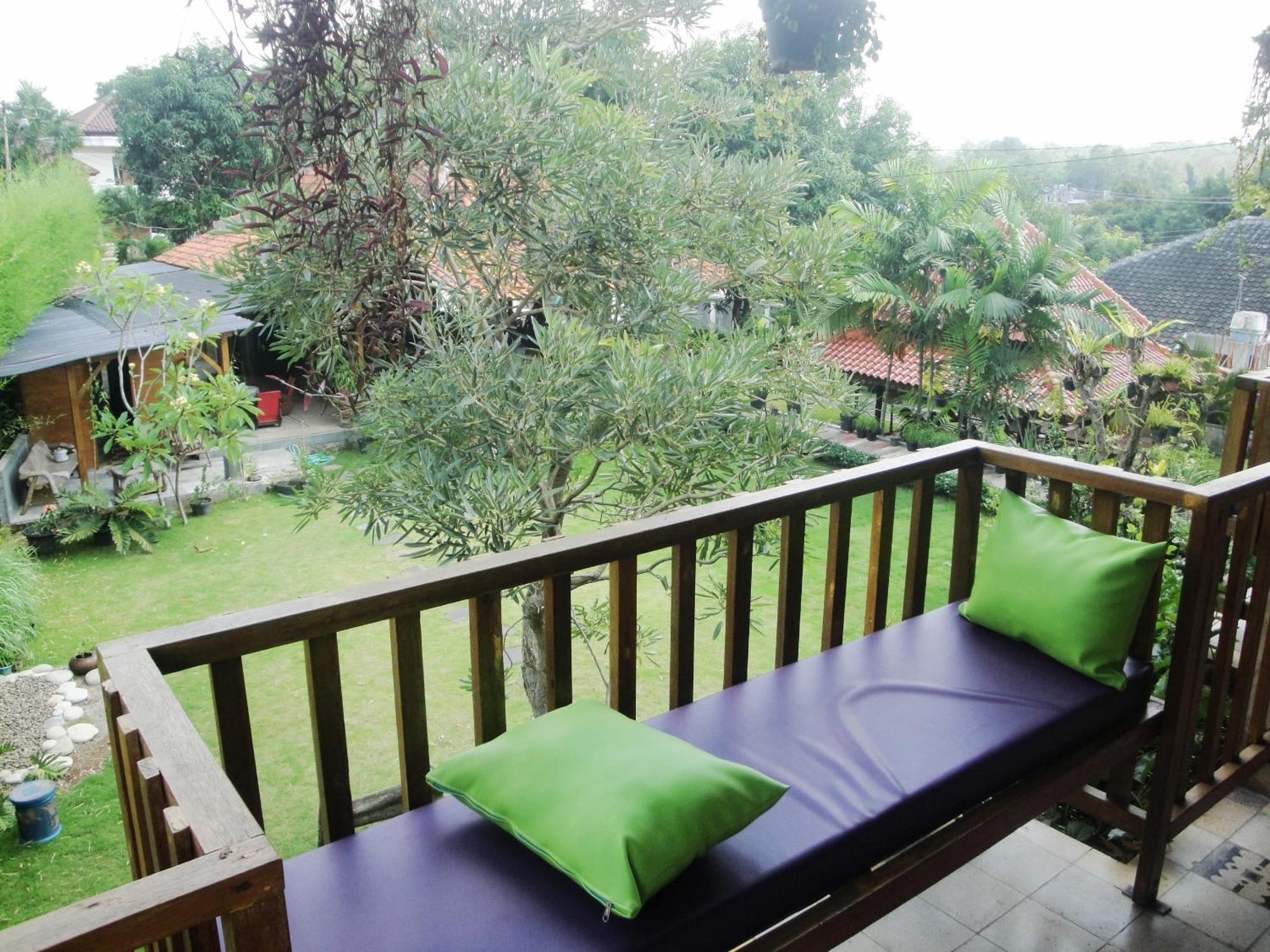 Djajanti House Bed & Breakfast Semarang Room photo